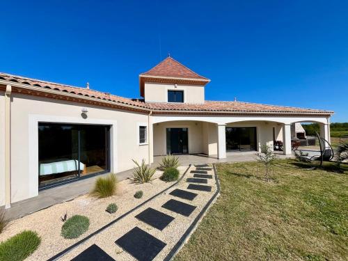 Villa de vacances à la campagne (Villa de vacances a la campagne) in Bouglon Villa de vacances à la campagne (Villa de vacances a la campagne) in Bouglon