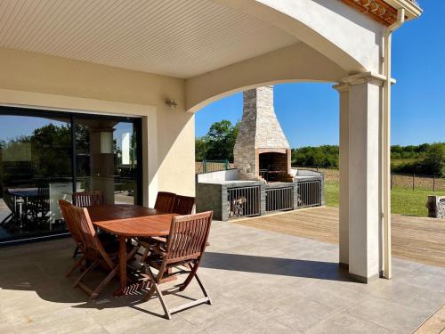 Villa de vacances à la campagne (Villa de vacances a la campagne) in Bouglon Villa de vacances à la campagne (Villa de vacances a la campagne) in Bouglon