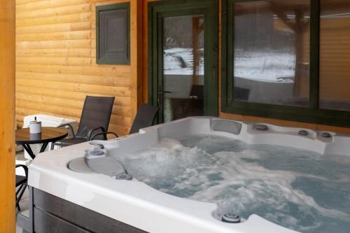 Faház Wellness Apartman Demjén (Fahaz Wellness Apartman Demjen) in เดมเยน Faház Wellness Apartman Demjén (Fahaz Wellness Apartman Demjen) in เดมเยน