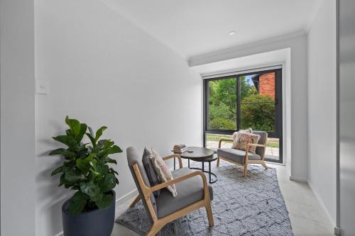 3 Bed Fully Renovated with Outdoor Fun in Watson 3 Bed Fully Renovated with Outdoor Fun in Watson