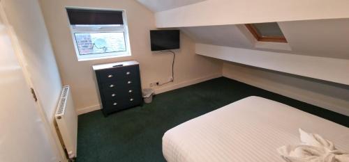 QUICK ROOMz WAKEFIELD in Wakefield QUICK ROOMz WAKEFIELD in Wakefield