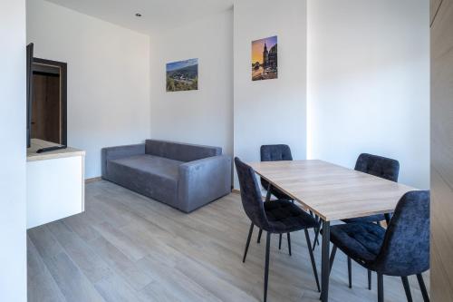 NOMAD APARTMENTS - Côté Meuse (NOMAD APARTMENTS - Cote Meuse) in دينانت NOMAD APARTMENTS - Côté Meuse (NOMAD APARTMENTS - Cote Meuse) in دينانت