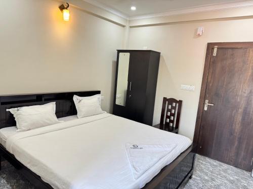 Karkala Inn Boarding & Lodging in Karkala Karkala Inn Boarding & Lodging in Karkala