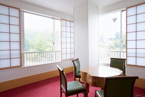 志賀湖畔飯店 (Shiga Lake Hotel) in 志賀高原 志賀湖畔飯店 (Shiga Lake Hotel) in 志賀高原