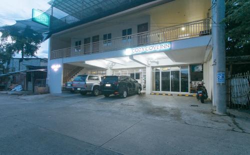 Exterior view, Cozy Cove Inn by RedDoorz in Bacolod (Negros Occidental) Exterior view, Cozy Cove Inn by RedDoorz in Bacolod (Negros Occidental)