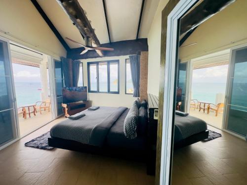 Ocean Front Villa Koh Tao in Taa Then Bay Ocean Front Villa Koh Tao in Taa Then Bay