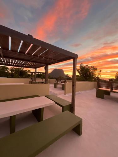 Loukaz -entire Rental Units W Panoramic Rooftop in La Gaulette Loukaz -entire Rental Units W Panoramic Rooftop in La Gaulette