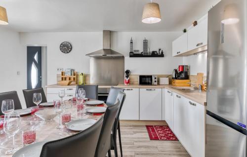 Kitchen, Nice Home In Saint-Samson-De-La-Roq in Saint-Samson-de-la-Roque Kitchen, Nice Home In Saint-Samson-De-La-Roq in Saint-Samson-de-la-Roque