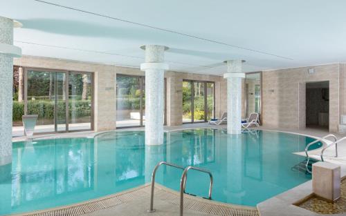 สระว่ายน้ำ, Garabag Resort&Spa in นาฟตาลัน สระว่ายน้ำ, Garabag Resort&Spa in นาฟตาลัน