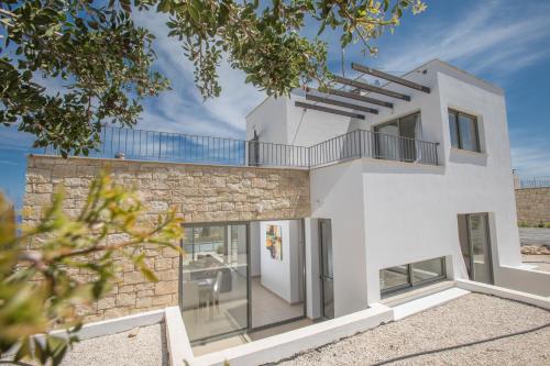 숙소 외관, Villa Mit Panoramablick Auf Das Meer Von Latchi in 네오코리오 숙소 외관, Villa Mit Panoramablick Auf Das Meer Von Latchi in 네오코리오