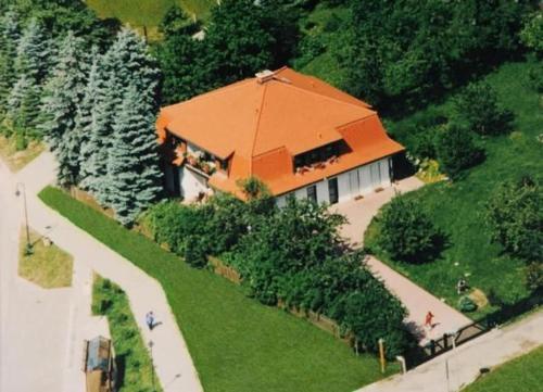 Appartement In Bad Elster Mit Grill, Garten Und Terrasse