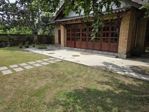 Garden, Fresia Villa & Camping in Semenyih Garden, Fresia Villa & Camping in Semenyih