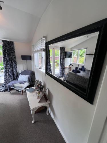 Gorgeous Villa, 7 minutes from Airport