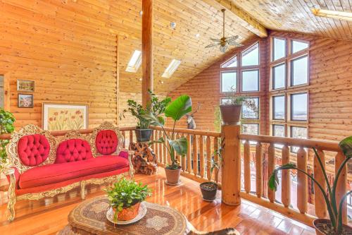 Swan Lake Estate with Sauna and Game Room! in Kenoza Lake (NY) Swan Lake Estate with Sauna and Game Room! in Kenoza Lake (NY)