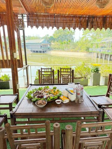 Đam Sen Homestay Retreat in Thach That District Đam Sen Homestay Retreat in Thach That District