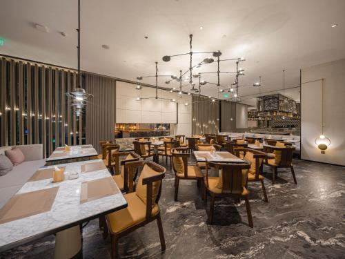 Restaurant, Yunheyebo Hotel - South Gate of Bell and Drum Tower in South Gate Restaurant, Yunheyebo Hotel - South Gate of Bell and Drum Tower in South Gate