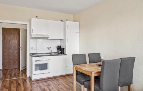 مطبخ, 1 Bedroom Gorgeous Apartment In Anklam in آنكلام مطبخ, 1 Bedroom Gorgeous Apartment In Anklam in آنكلام