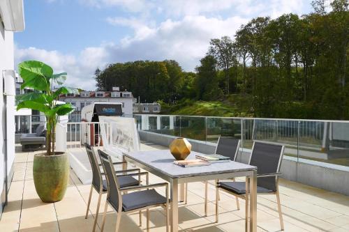 Exterior view, Strandnahe Ferienwohnung Meerselig Mit Balkon in Ostseebad Sellin Exterior view, Strandnahe Ferienwohnung Meerselig Mit Balkon in Ostseebad Sellin