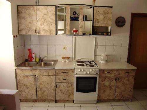 A szálláshely kívülről, Große Wohnung In Ivan Dolac Mit Möbliertem Balkon (Große Wohnung In Ivan Dolac Mit Mobliertem Balkon) in Ivan Dolac A szálláshely kívülről, Große Wohnung In Ivan Dolac Mit Möbliertem Balkon (Große Wohnung In Ivan Dolac Mit Mobliertem Balkon) in Ivan Dolac