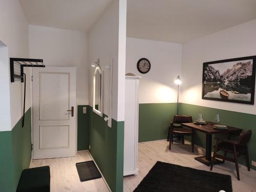 SchaeBu! Apartment 6 Altmarkt im Grünen (SchaeBu! Apartment 6 Altmarkt im Grunen) in Cottbus SchaeBu! Apartment 6 Altmarkt im Grünen (SchaeBu! Apartment 6 Altmarkt im Grunen) in Cottbus