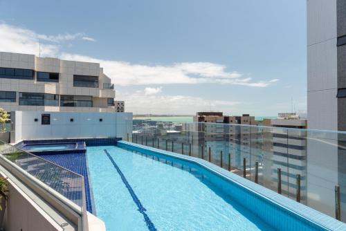 Swimming pool, Intercity Maceio in Ponta Verde Swimming pool, Intercity Maceio in Ponta Verde