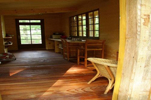 Kitchen, Ecolodge in Sequoia with terrace in Sos Kitchen, Ecolodge in Sequoia with terrace in Sos