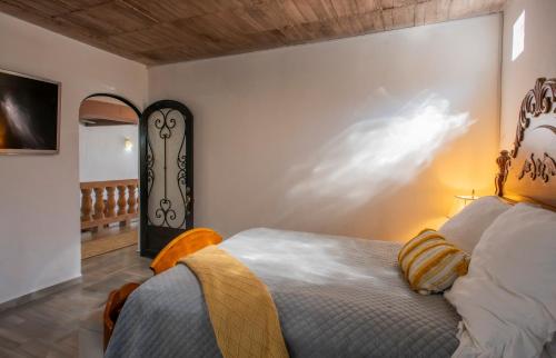 Casita San Miguel de Allende in คาร์ดินส์ เดล โบสเก Casita San Miguel de Allende in คาร์ดินส์ เดล โบสเก