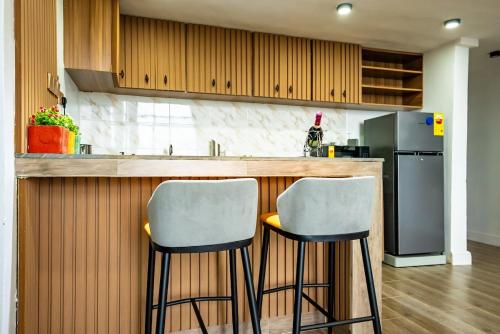 Palm Heights Loft Apartment in Koforidua Palm Heights Loft Apartment in Koforidua