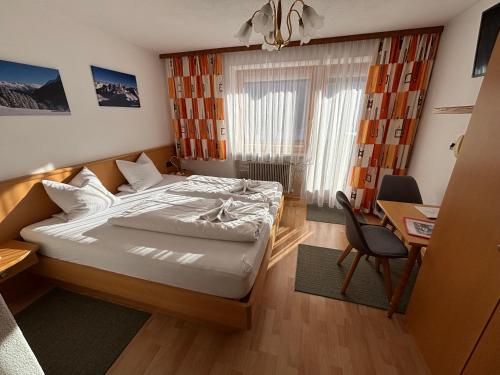 Appartement Pension St. Sebastian in Pettneu Am Arlberg Appartement Pension St. Sebastian in Pettneu Am Arlberg