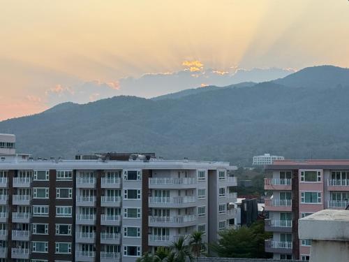 ザ・エンパイヤ レシデンス ニンマン9