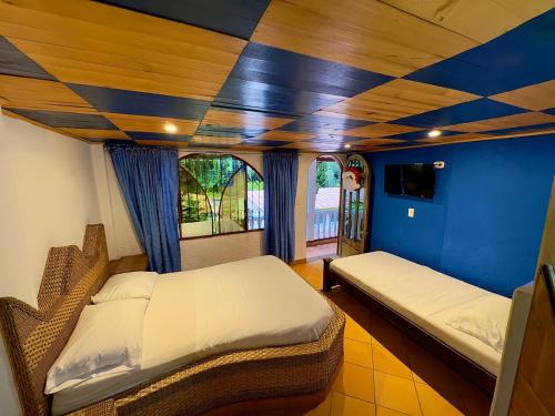 Los Pinos EcoHotel in Ibague Los Pinos EcoHotel in Ibague