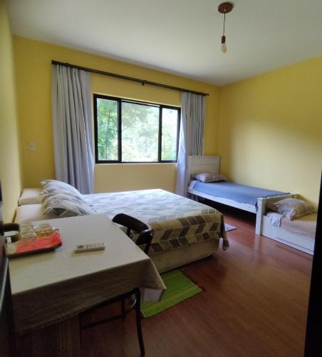 Casa suíça suíte nr3 master luxo 4-pessoas (Casa suica suite nr3 master luxo 4-pessoas) in เรกาเตรส Casa suíça suíte nr3 master luxo 4-pessoas (Casa suica suite nr3 master luxo 4-pessoas) in เรกาเตรส