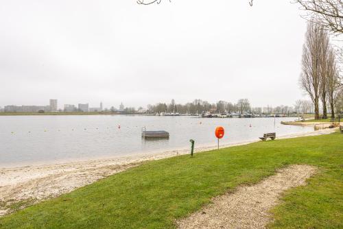 ทัศนียภาพ, Maasparcje ecoLodge K2 Roermond in เรอมอนด์ ทัศนียภาพ, Maasparcje ecoLodge K2 Roermond in เรอมอนด์