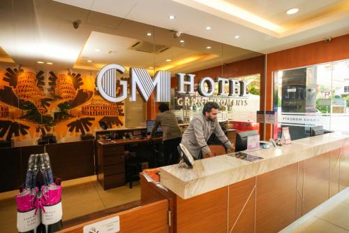GM Grand Moments near Sunway College GM Grand Moments near Sunway College