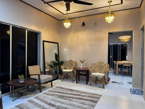 HOMESTAY BANGLO 2 BILIk DI TOBIAR PENDANG in Pendang HOMESTAY BANGLO 2 BILIk DI TOBIAR PENDANG in Pendang