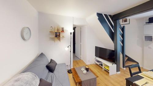 Le Saint Martin - Appartement moderne - Duplex - Centre ville - Gare in Triel-Sur-Seine Le Saint Martin - Appartement moderne - Duplex - Centre ville - Gare in Triel-Sur-Seine