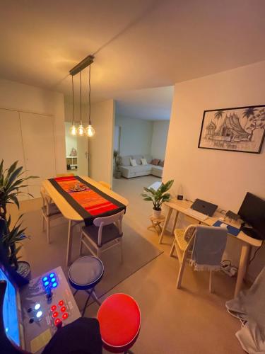 المرافق, Appartement Très Cosy à 5 min Aéroport Genève (Appartement Tres Cosy a 5 min Aeroport Geneve) in فيرني فولتير المرافق, Appartement Très Cosy à 5 min Aéroport Genève (Appartement Tres Cosy a 5 min Aeroport Geneve) in فيرني فولتير