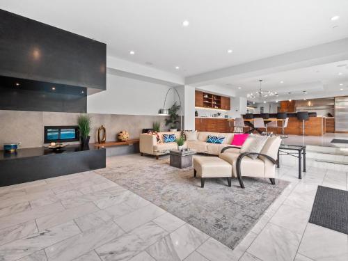 G134 - Solana Paradise in Solana Beach G134 - Solana Paradise in Solana Beach