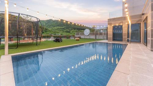 Pause Kids Pool Viila A in Dundeok-dong Pause Kids Pool Viila A in Dundeok-dong