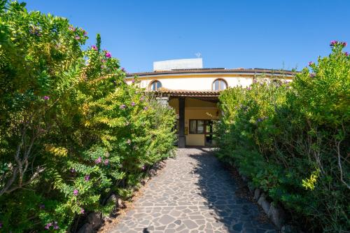 Horse Country Resort Congress & Spa - Hotel Medar in Arborea Horse Country Resort Congress & Spa - Hotel Medar in Arborea
