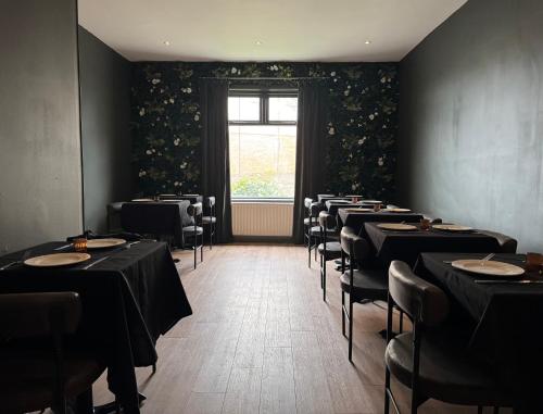 Bar/lounge, The Abbey Residence in Danderhall Bar/lounge, The Abbey Residence in Danderhall