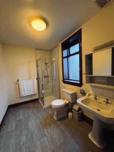 Bathroom, The Abbey Residence in Danderhall Bathroom, The Abbey Residence in Danderhall