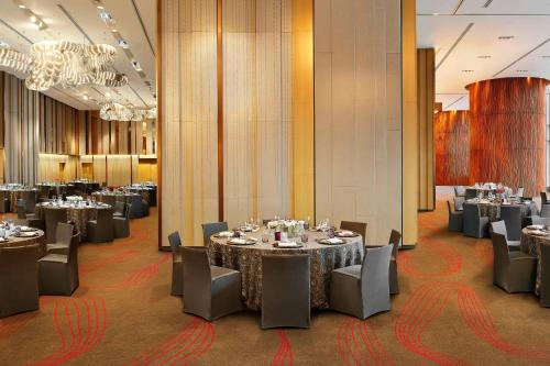 Meeting room / ballrooms, W Hong Kong near Kowloon MTR Station Meeting room / ballrooms, W Hong Kong near Kowloon MTR Station