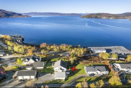 House with panoramic sea view, nearby Senja in Sorreisa House with panoramic sea view, nearby Senja in Sorreisa