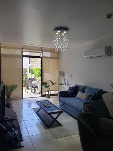 Apartamento en condominio Avalon Country Club,Santa Ana, 4 personas, terraza, restaurante, piscina, in 圣安娜 Apartamento en condominio Avalon Country Club,Santa Ana, 4 personas, terraza, restaurante, piscina, in 圣安娜