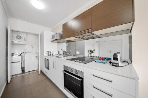 Bright 1-Bed Apartment with Balcony in تاجيرانونج Bright 1-Bed Apartment with Balcony in تاجيرانونج