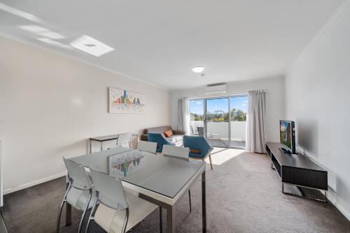 Bright 1-Bed Apartment with Balcony in تاجيرانونج Bright 1-Bed Apartment with Balcony in تاجيرانونج