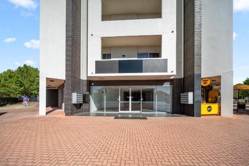 Bright 1-Bed Apartment with Balcony in تاجيرانونج Bright 1-Bed Apartment with Balcony in تاجيرانونج