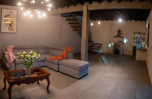 sala de TV, Bambu Hostel in Juayúa sala de TV, Bambu Hostel in Juayúa