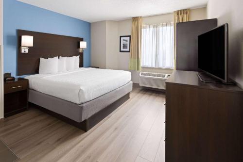 Baymont by Wyndham Newark at University of Delaware in Newark (DE) Baymont by Wyndham Newark at University of Delaware in Newark (DE)